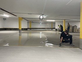 Foto von Beschichtungsarbeiten in der Tiefgarage