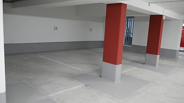 Foto von einer fertig sanierten Tiefgarage