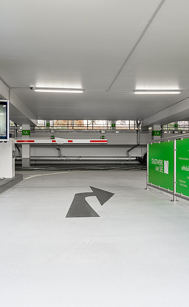 Oberflächenschutzsystem Tiefgarage Foto von einer beschichteten Tiefgarage