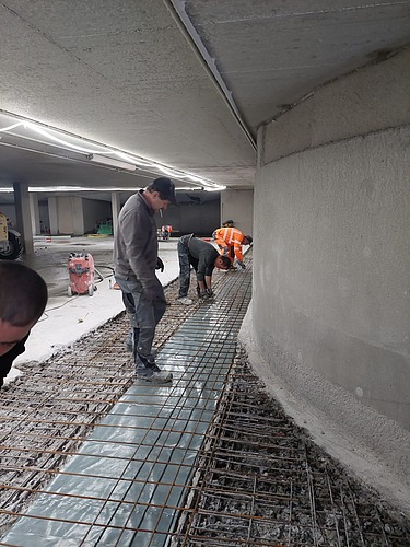 Foto von Bewehrungseinbau in einer Tiefagarage