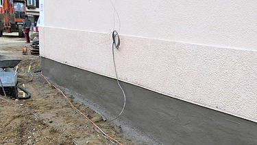 Foto von einer abgedichteten Kellerwand