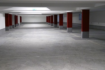 Foto von einer beschichteten Tiefgarage