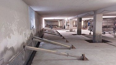 Foto von einer Schrägabstützung Tiefgarage