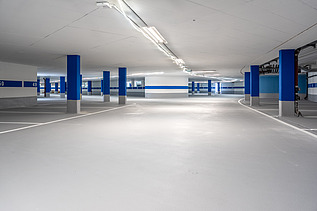 Foto von einer sanierten Tiefagarage mit Oberflächenschutzsystem