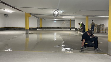 Foto von Beschichtungsarbeiten in der Tiefgarage